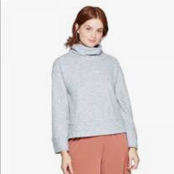 NWT Gray Fleece Funnel Neck - Picture 3 of 4